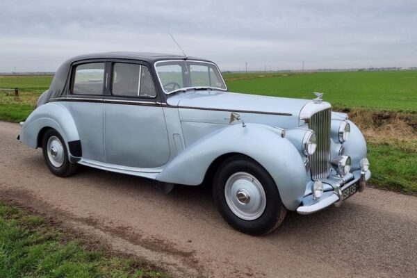 rolls-royce-and-bentley-specialist-for-sale-rtype-side
