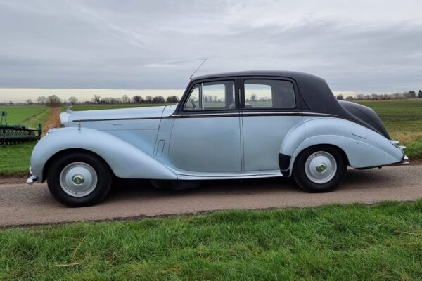 rolls-royce-and-bentley-specialist-for-sale-rtype-side-view-2